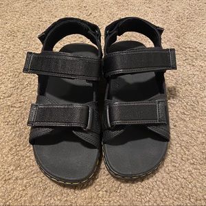 Dr. Martens Athens sandal